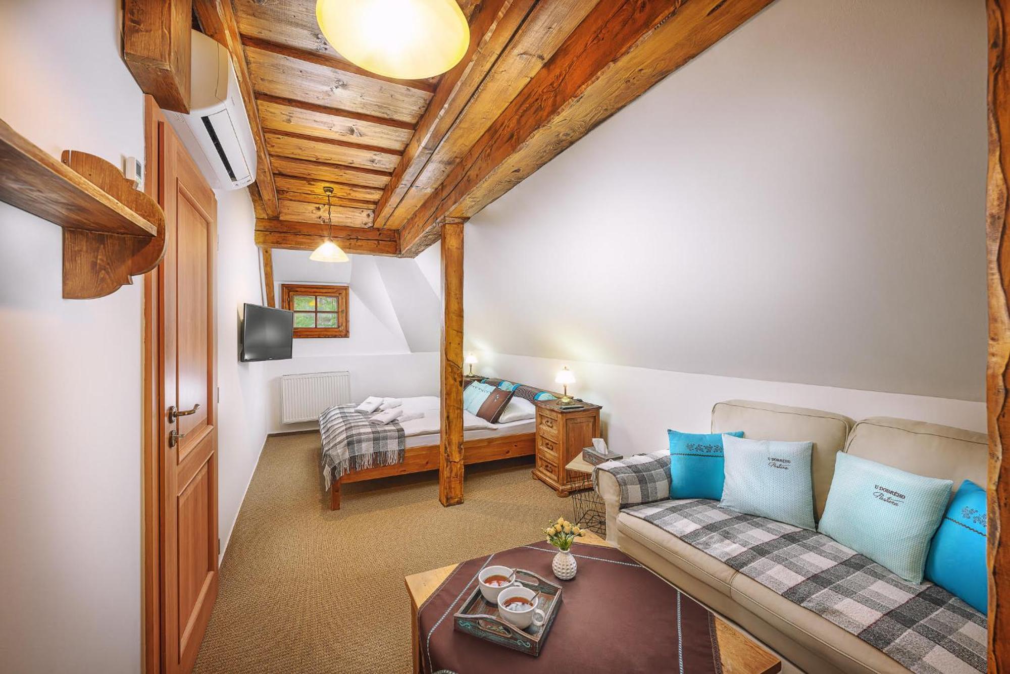 Koliba U Dobreho Pastiera Farm stay *